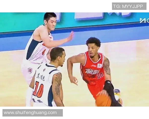 广州篮球队比赛经验变革引发热议探索新战术与团队协作的未来发展